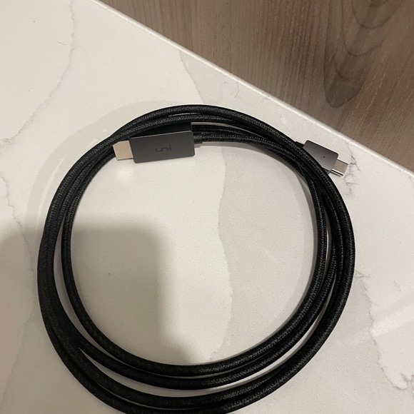 UNI‎ USB-C TO HDMI CABLE 6FT BLACK - Picture 4 of 5